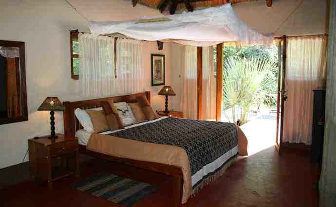 Safari Lodge Unterkunft an den Viktoriafällen zwischen Sambia und Simbabwe